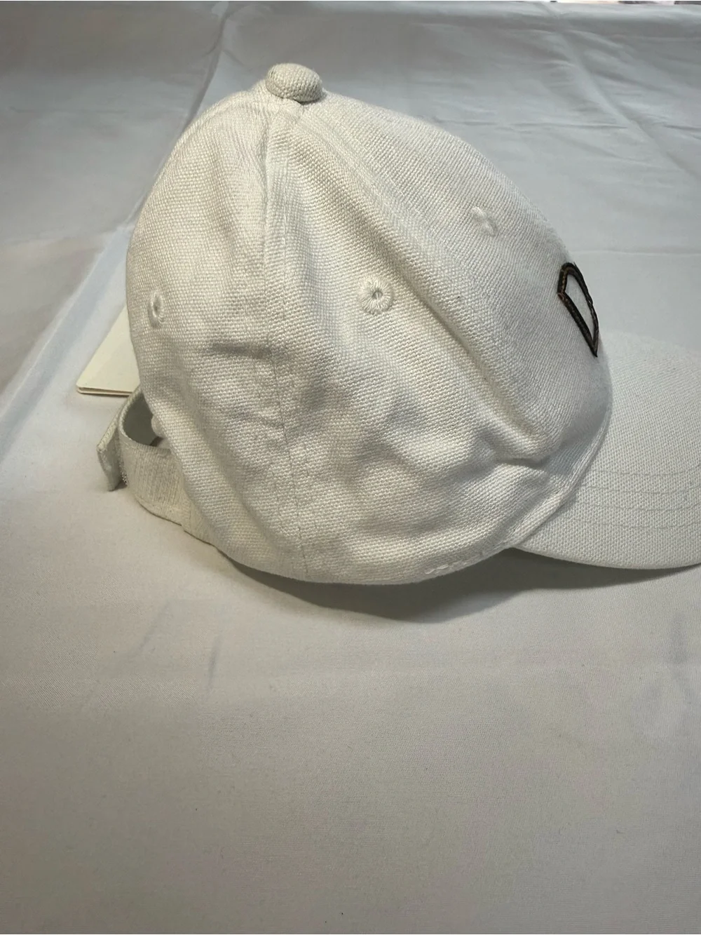 Kids size 6C Y2K Dolce & Gabbana White Logo Cap with Hang Tags